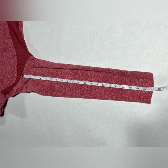 Women’s Lolè turtle neck sweater size Medium. - Picture 4 of 8